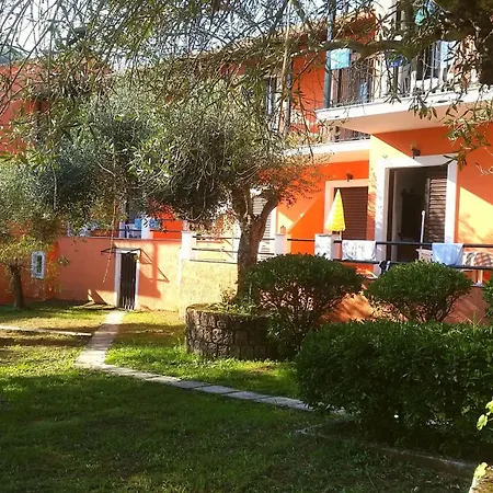 Sofia Aparthotel Mpoukaris